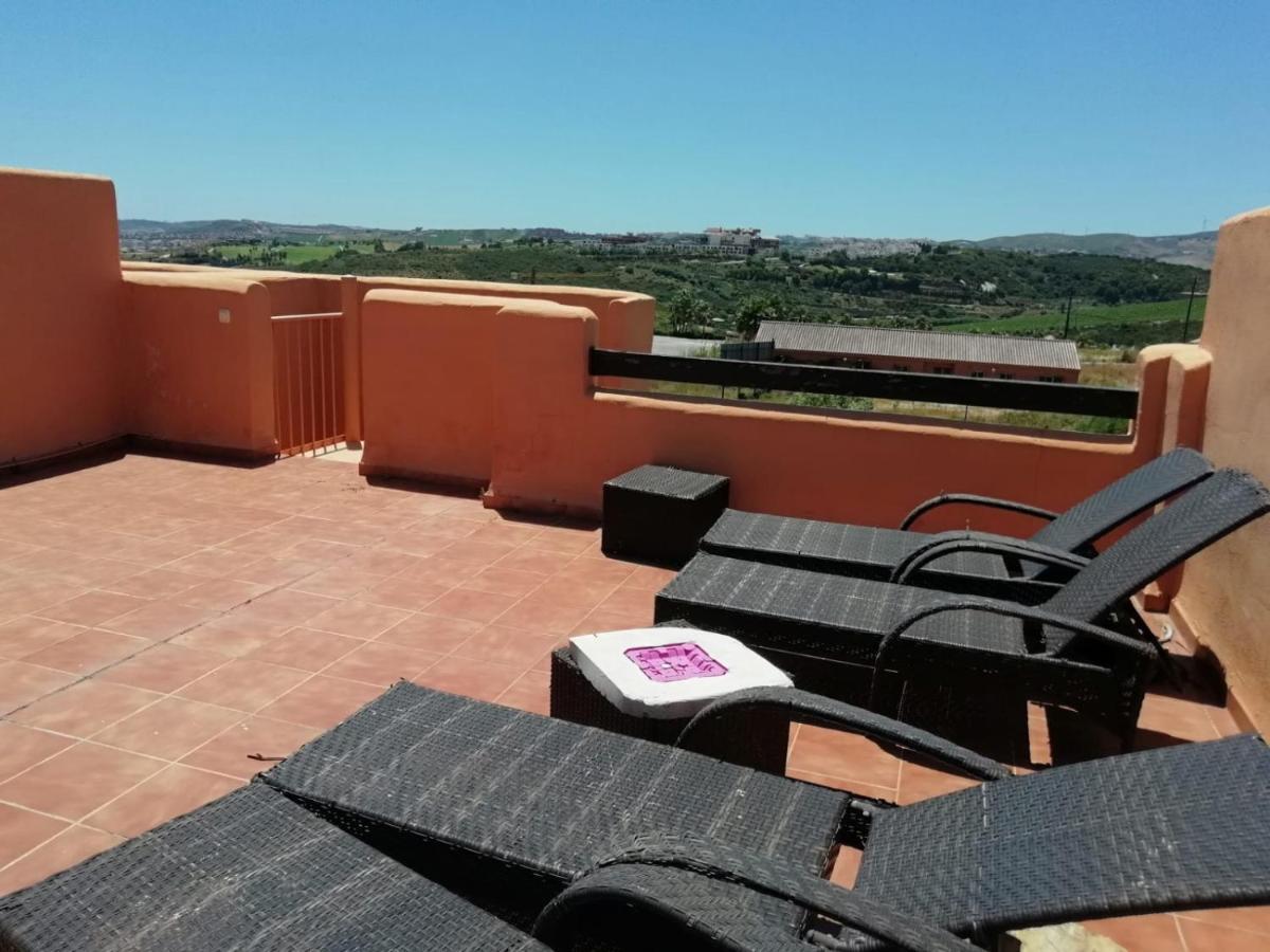 شقة Casares Del Sol Penthouse المظهر الخارجي الصورة